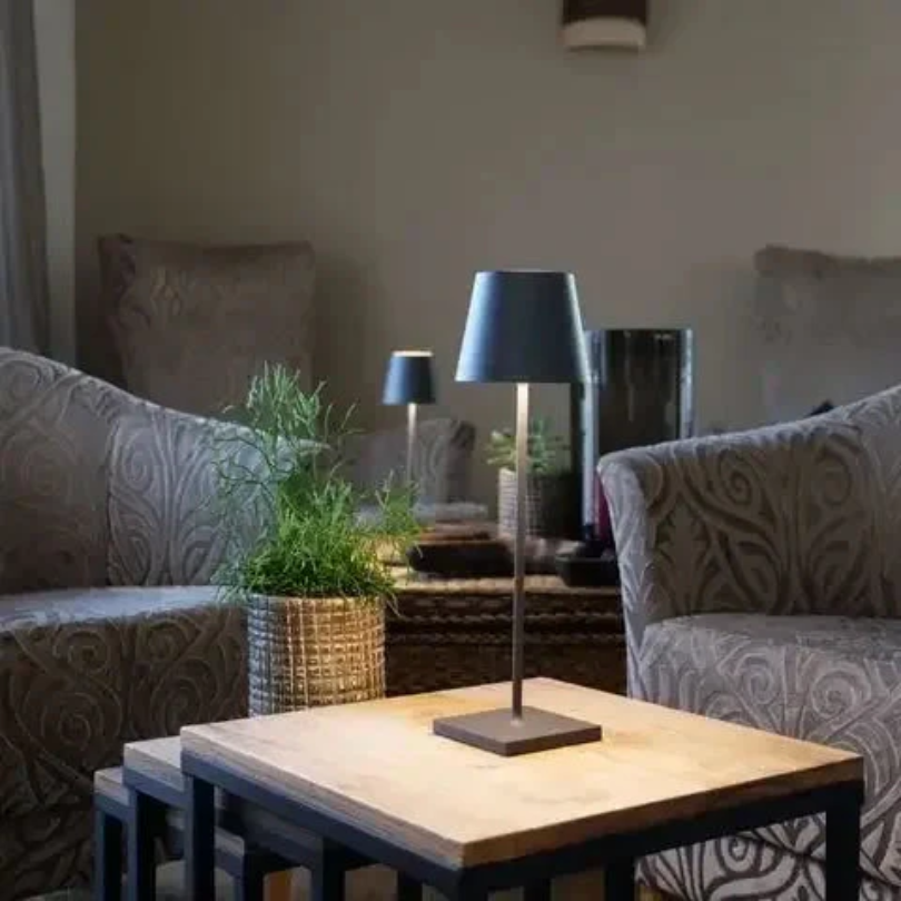 LumiFlex Touch – Lámpara de mesa LED moderna con control táctil